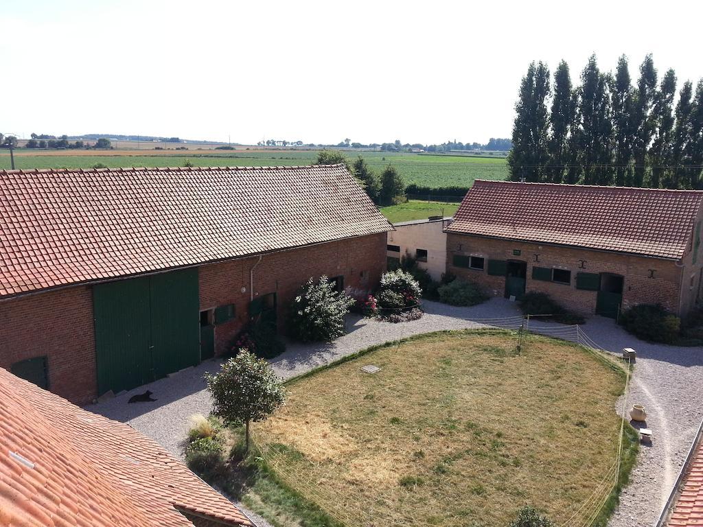 Gîte de La Ferme des Crins Blancs Hazebrouck Chambre photo