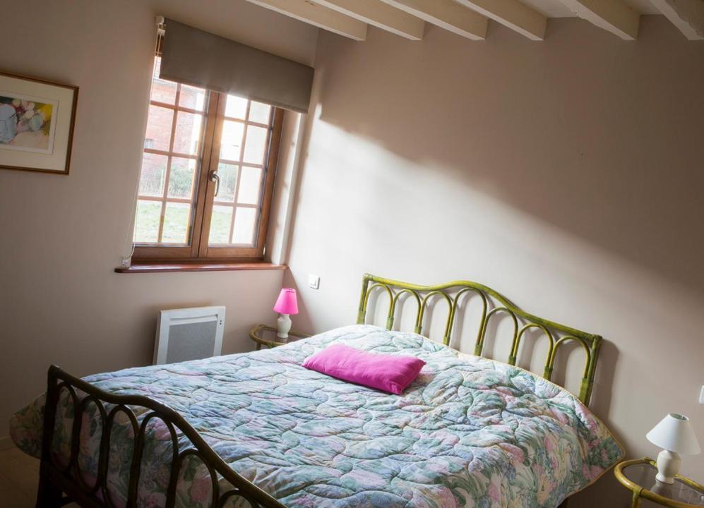 Gîte de La Ferme des Crins Blancs Hazebrouck Extérieur photo